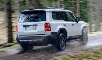 Toyota Land Cruiser lleno