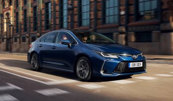 Toyota Corolla Sedan lleno