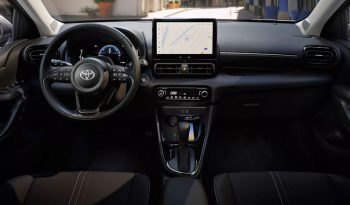 Toyota Yaris lleno