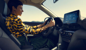 Toyota Yaris Cross lleno