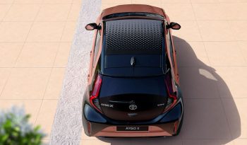Toyota Aygo X Cross lleno