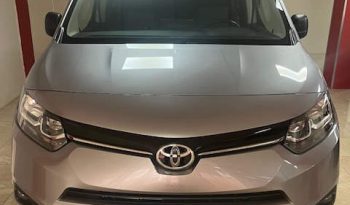 Toyota Proace City Verso 1.5 Diesel 130CV Olivina lleno