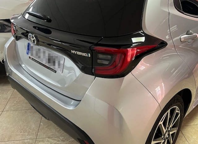 Toyota Yaris Hi-Cool Hybrid lleno