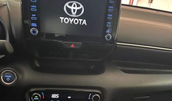Toyota Yaris Hi-Cool Hybrid lleno