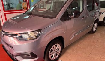 Toyota Proace City Verso 1.2T 110CV Olivina lleno
