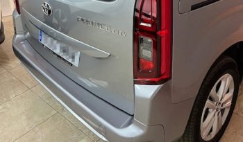 Toyota Proace City Verso 1.2T 110CV Olivina lleno