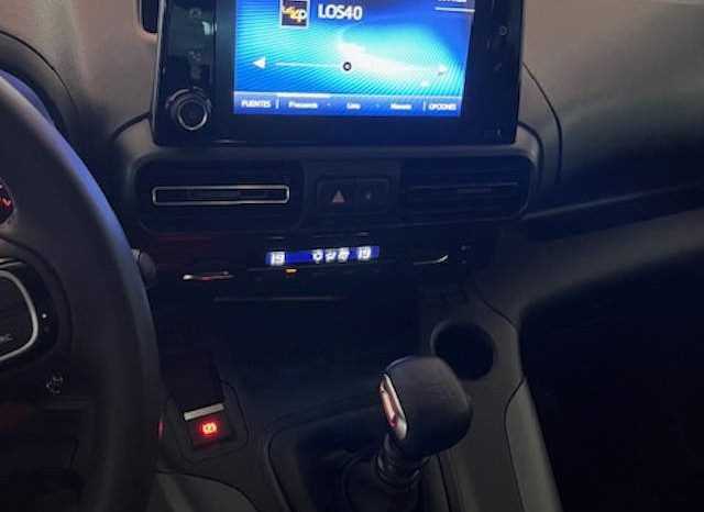 Toyota Proace City Verso 1.2T 110CV Olivina lleno