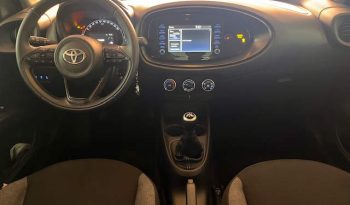 Toyota Aygo X Cross 1.0 MT X-Play lleno