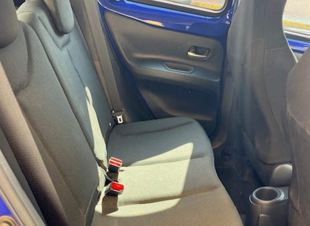 Toyota Aygo X Cross 1.0 MT X-Play lleno