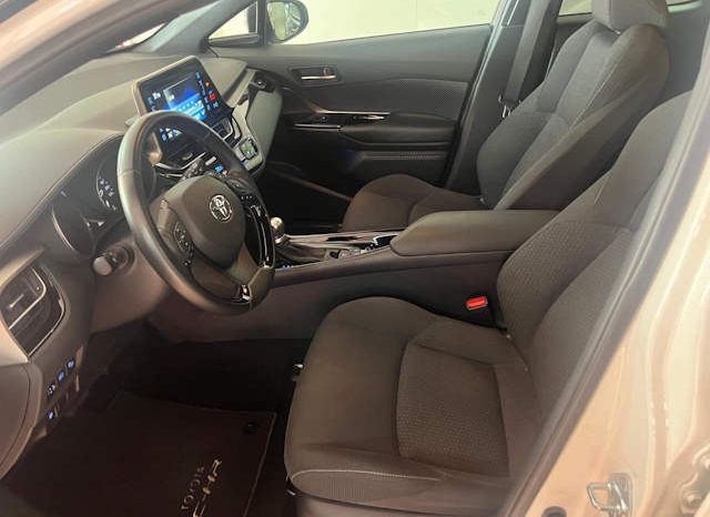 Toyota C-HR 1.8 Híbrido Alisio Bitono lleno