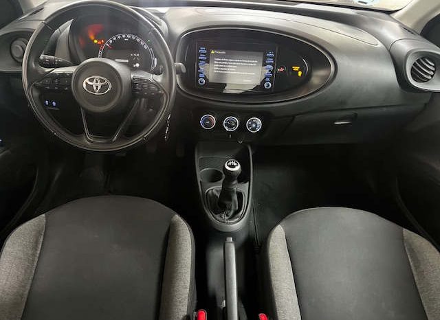 Toyota Aygo X Cross 1.0 MT X-Play lleno